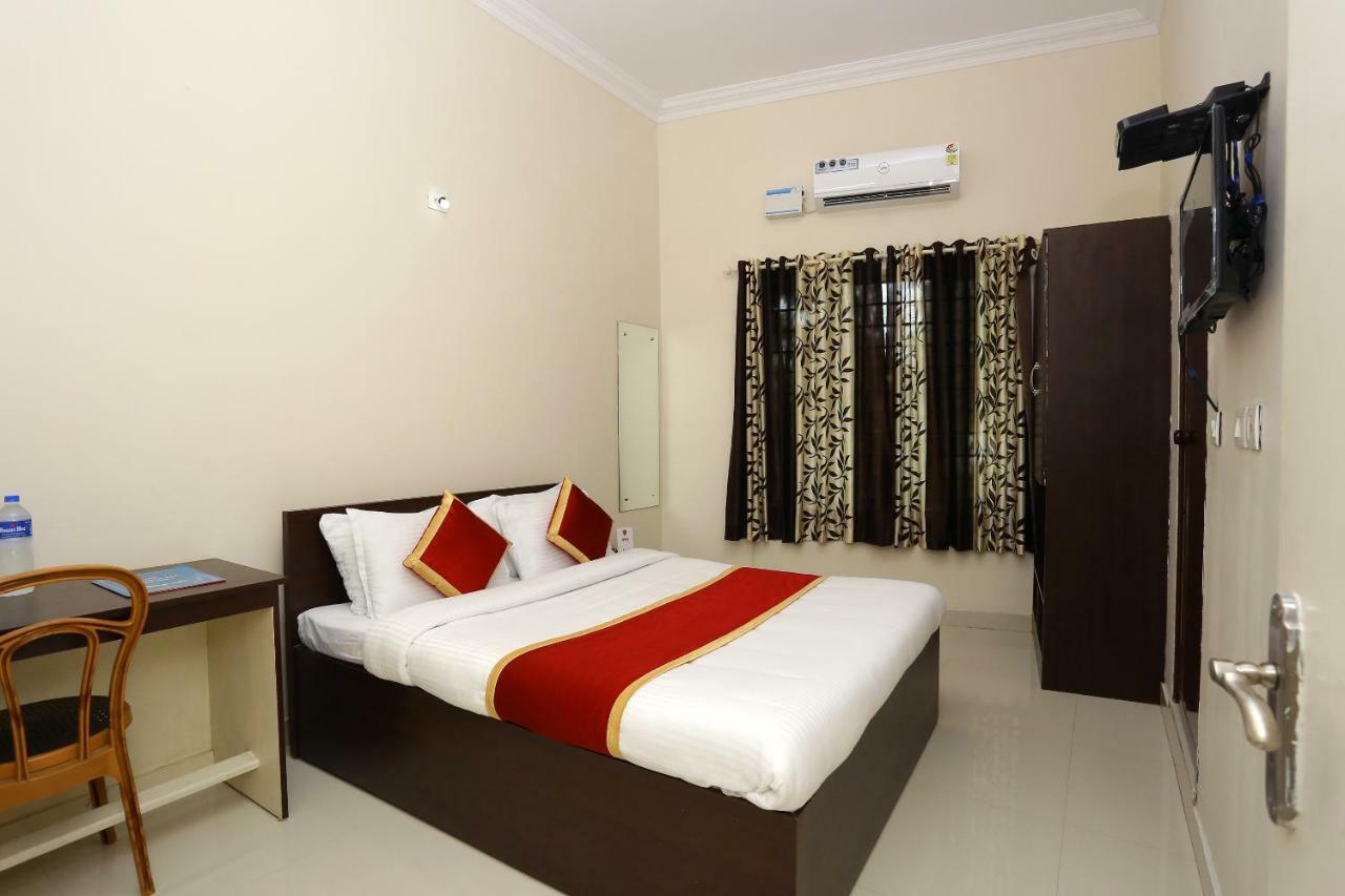 Oyo 9118 Saravana Inn Thiruvananthapuram Eksteriør billede