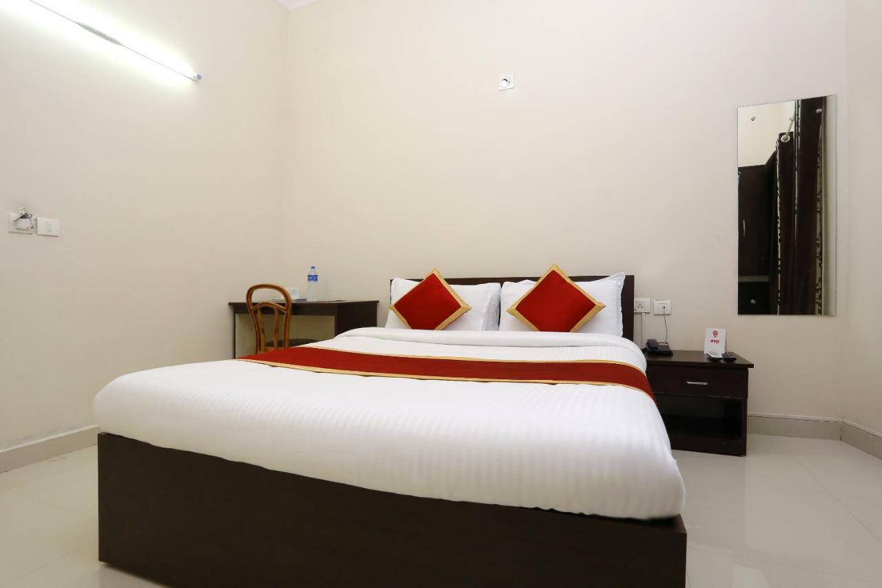 Oyo 9118 Saravana Inn Thiruvananthapuram Eksteriør billede