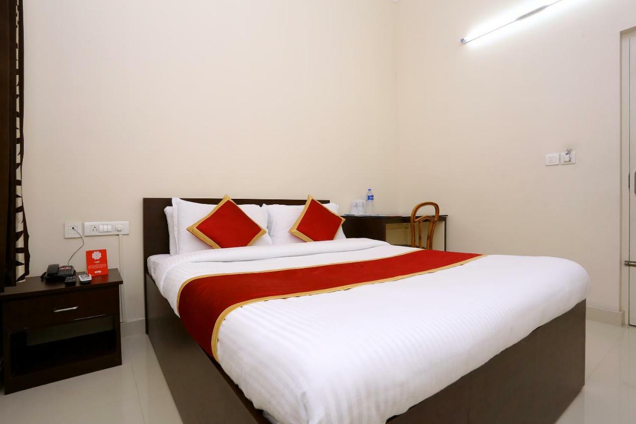 Oyo 9118 Saravana Inn Thiruvananthapuram Eksteriør billede